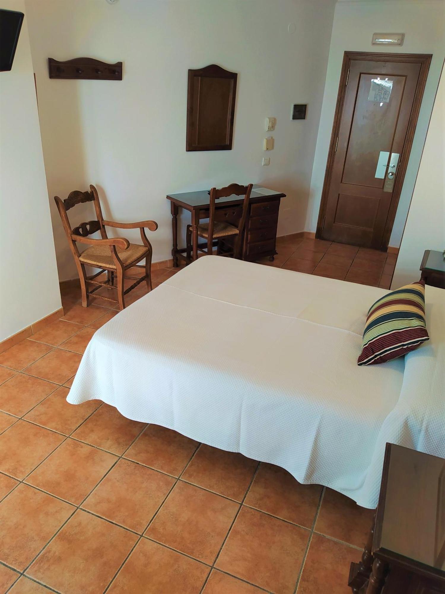 Hostal Marissal By Dorobe Nerja Szoba fotó